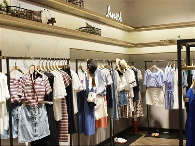 零經驗開品牌折扣店，如何避開服裝輔料銷售虧損陷阱？